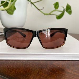 Costa Del Mar Unisex Cut UT 52 Sunglasses